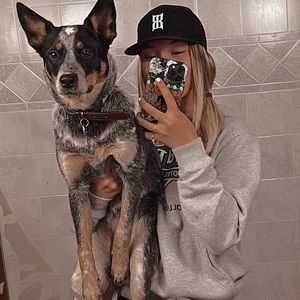 Meet your Posher, Elly